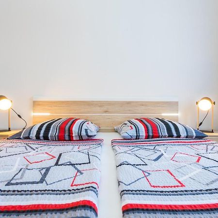 Apartments Sara Milohnici 외부 사진