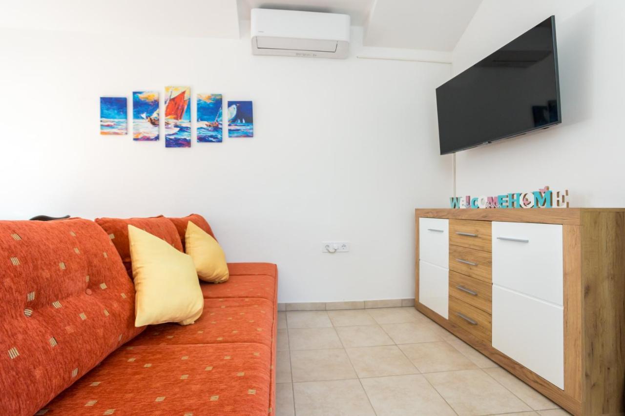 Apartments Sara Milohnici 외부 사진
