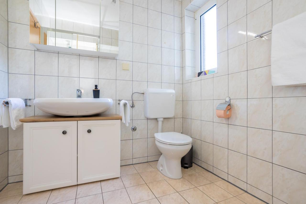 Apartments Sara Milohnici 외부 사진