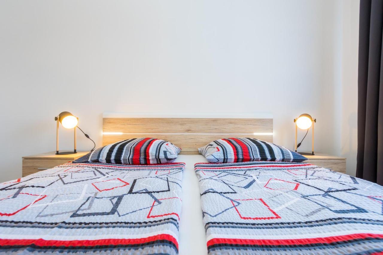 Apartments Sara Milohnici 외부 사진