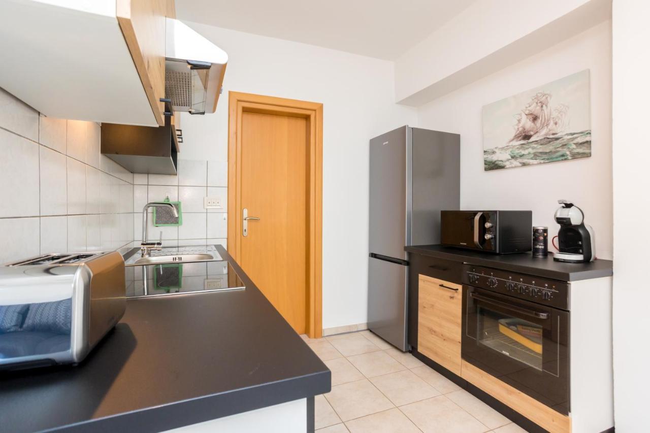 Apartments Sara Milohnici 외부 사진